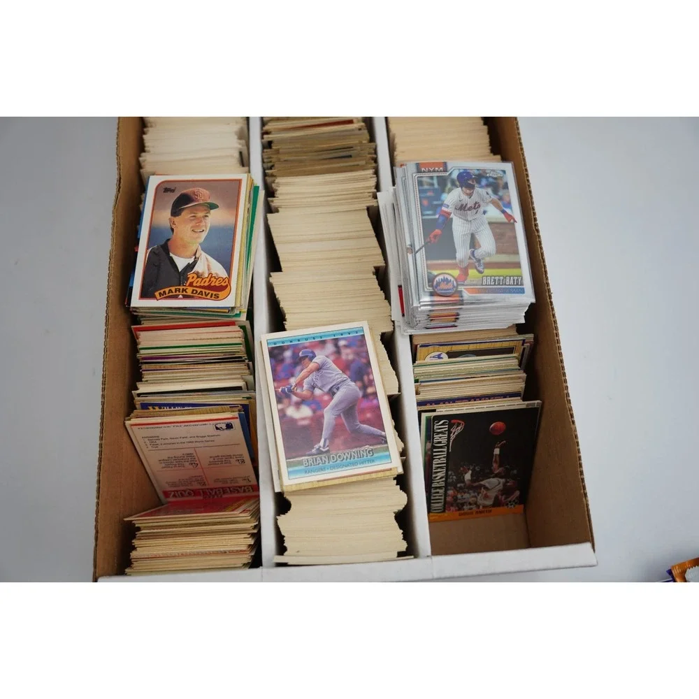 Huge 2500+ Sports Card Collection with 20 Packs